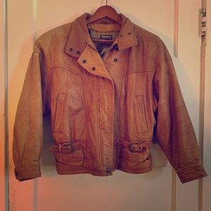 Vintage | leather | bomber style jacket | size M
